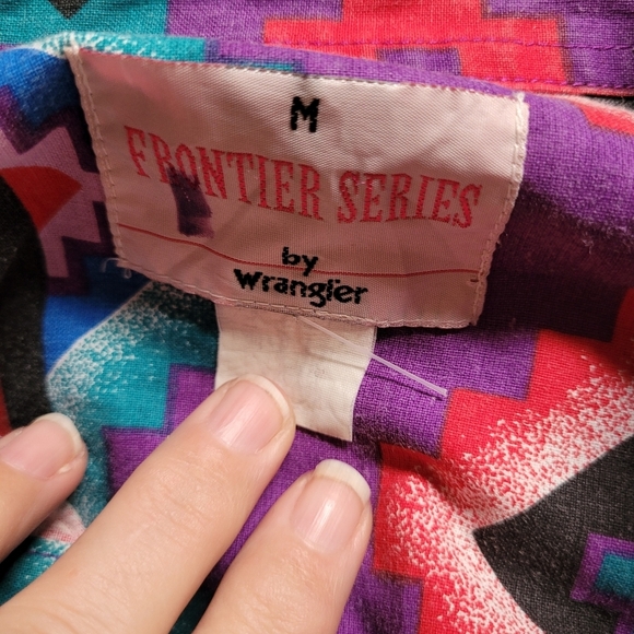 Vintage Wrangler Frontier Series Purple Southwest Print Shirt - Picture 2 of 5